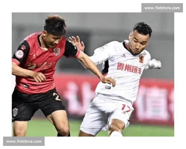 围绕关键判罚争议引发的赛场风波与规则反思探讨背后原因分析研究